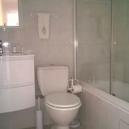 דירה In With Swimming Pool ניס